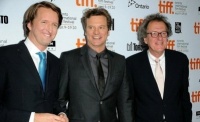 El director Tom Hooper, Colin Firth y Geoffrey Rush